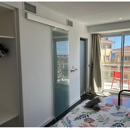 Hug Hotel2022 El Carrer del Canonge Zewnętrze zdjęcie