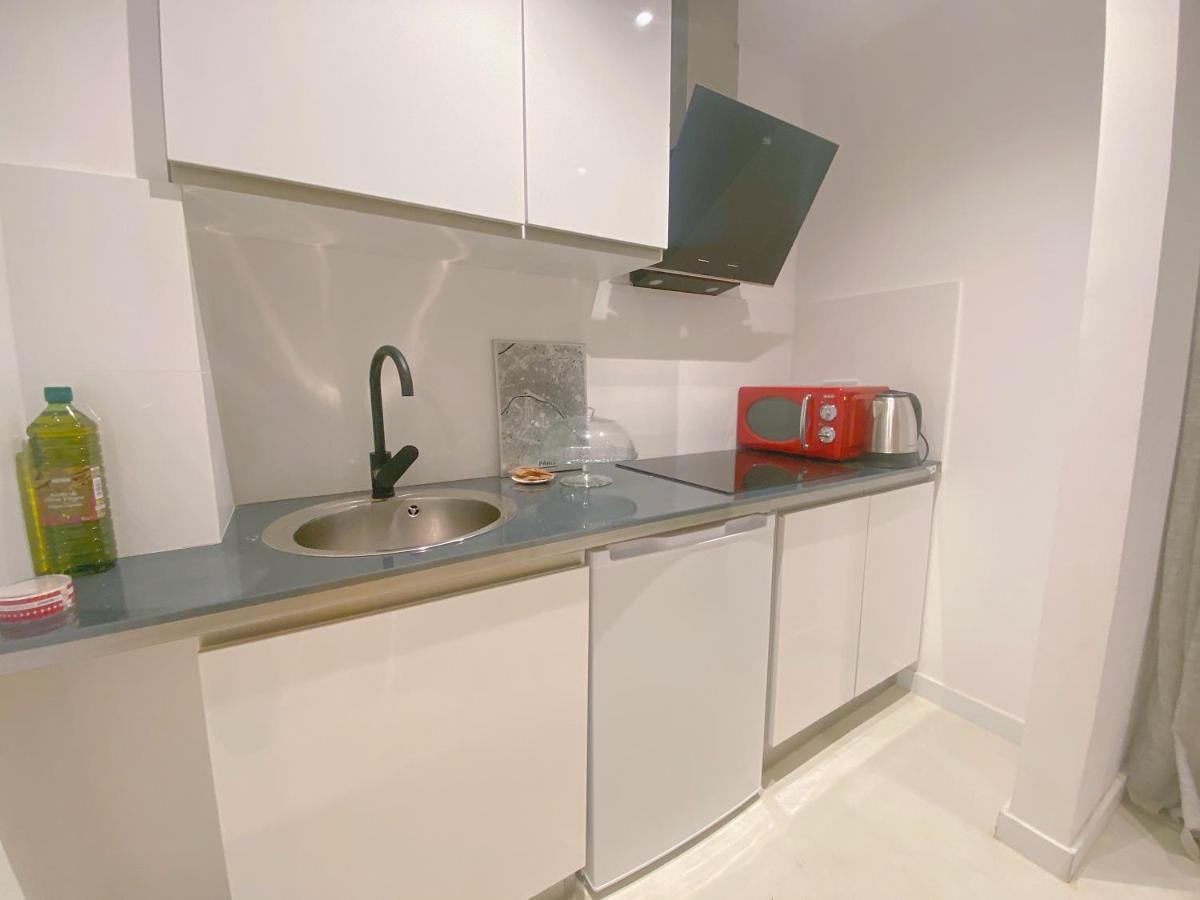 Hug Hotel2022 El Carrer del Canonge Zewnętrze zdjęcie
