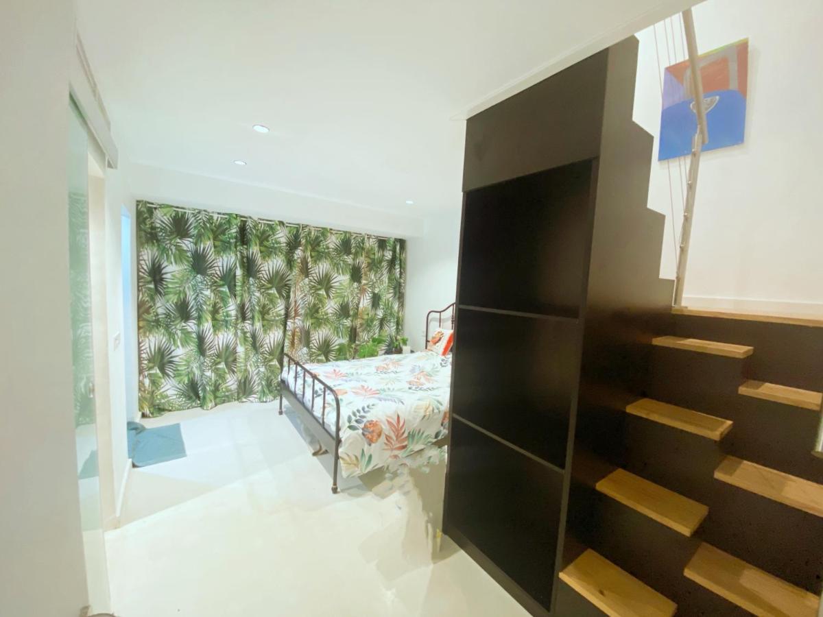 Hug Hotel2022 El Carrer del Canonge Zewnętrze zdjęcie